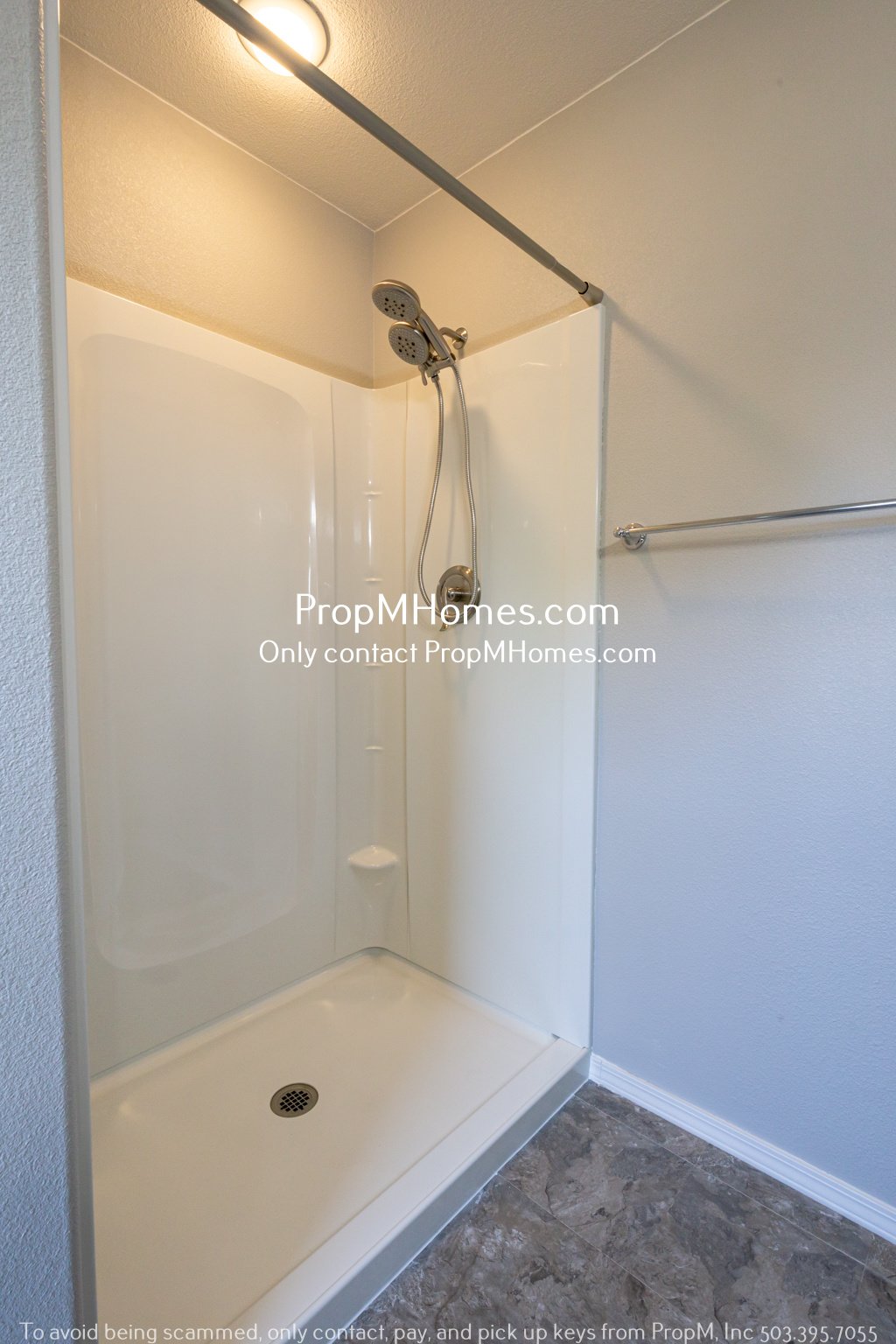 Three Bedroom Home in SE W/ Fantastic Backyard Setup! property image