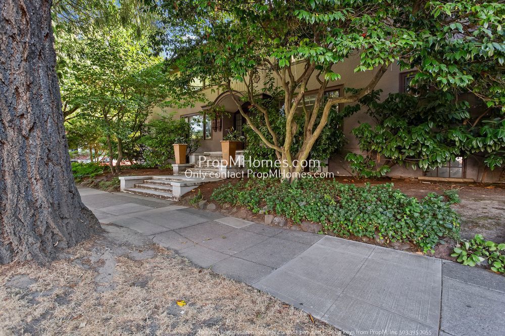 Enchanting Two-Bedroom Retreat in the Heart of Irvington! property image