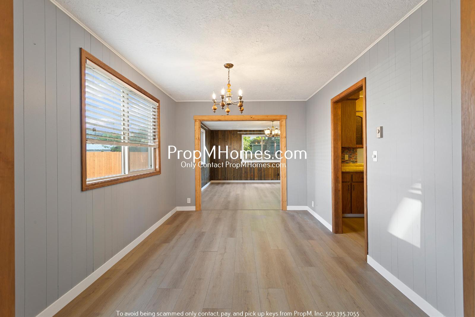 Updated Three Bedroom Home in Molalla w/ Huge Outdoor Space! property image