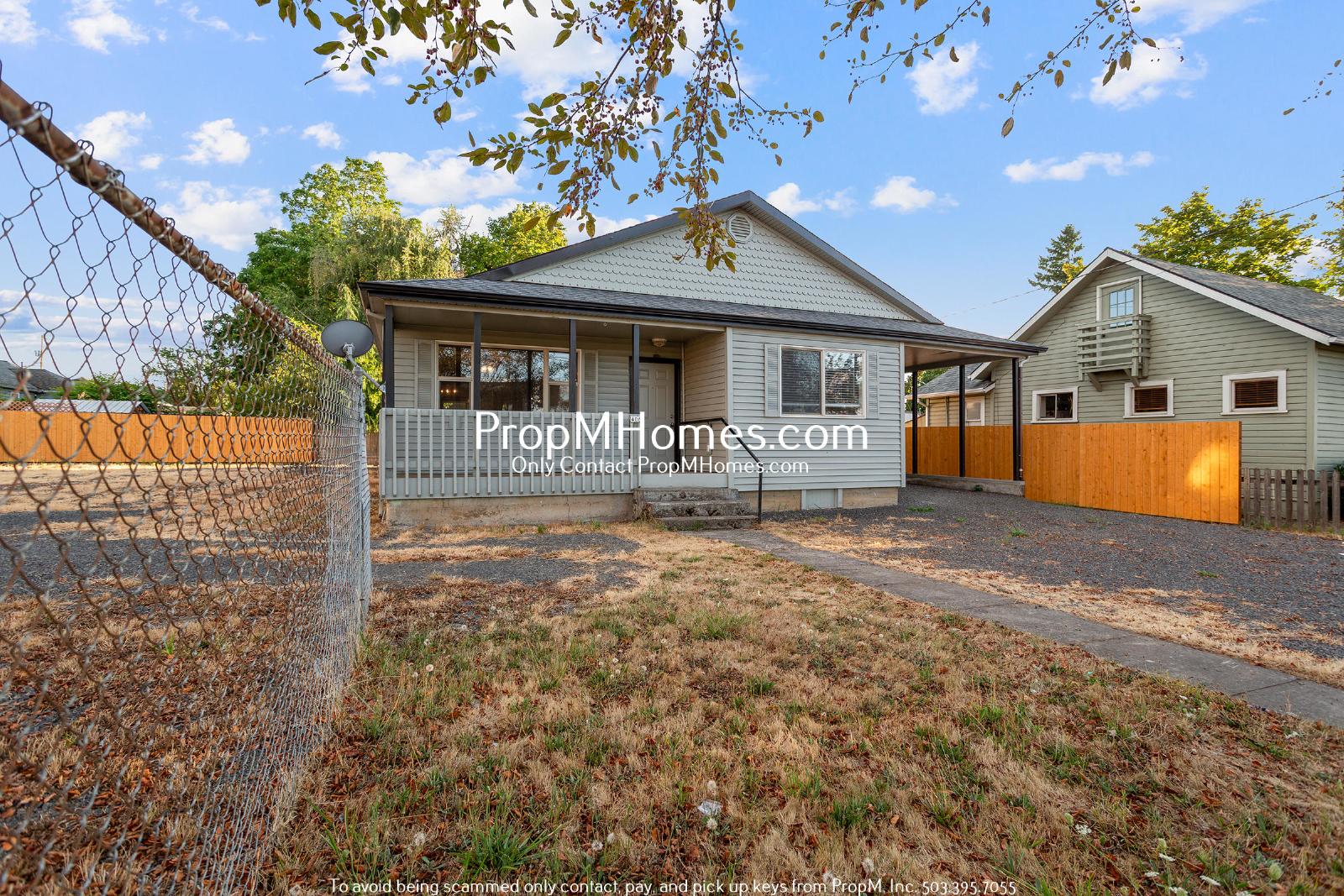 Updated Three Bedroom Home in Molalla w/ Huge Outdoor Space! property image