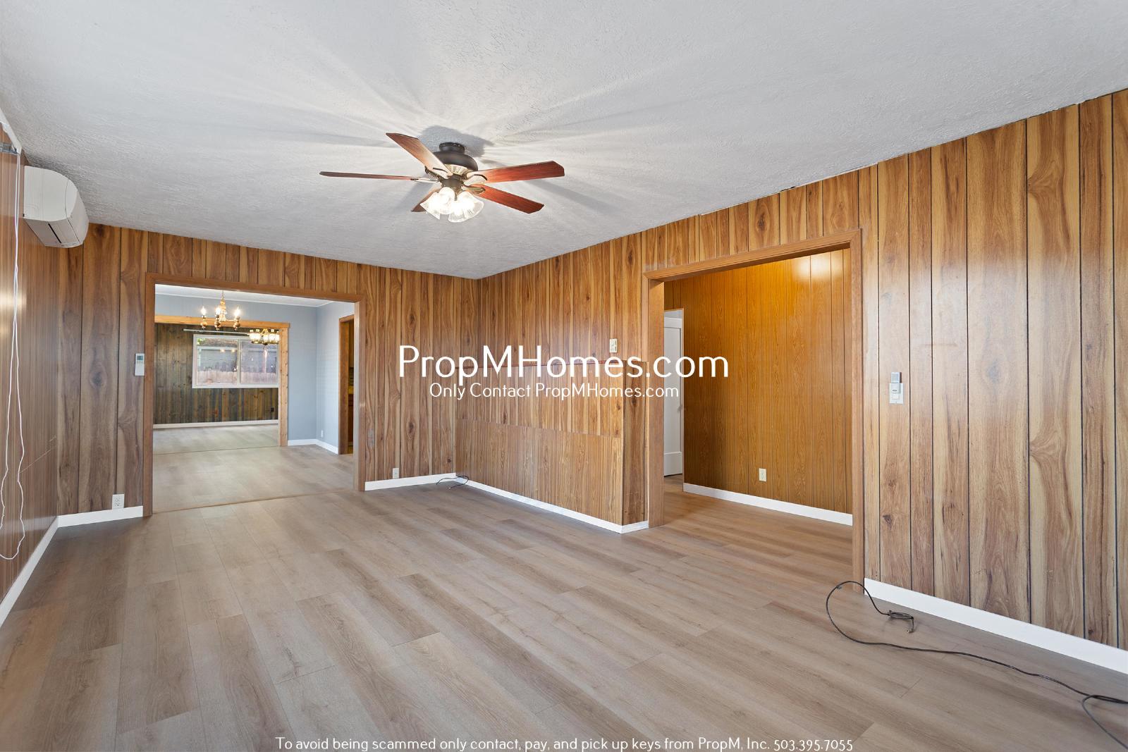 Updated Three Bedroom Home in Molalla w/ Huge Outdoor Space! property image