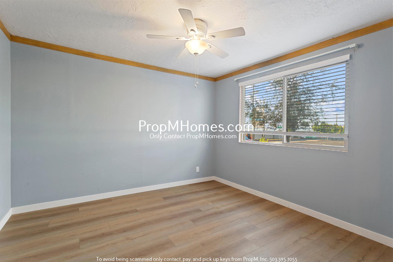 Updated Three Bedroom Home in Molalla w/ Huge Outdoor Space! property image