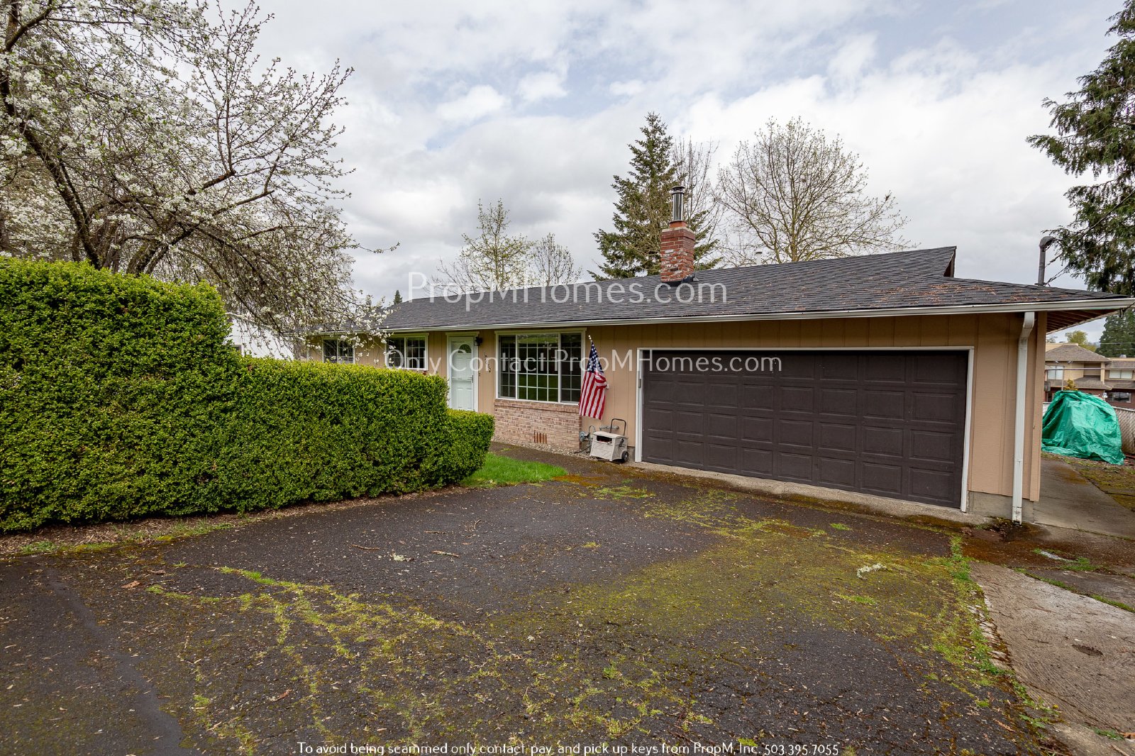 Charming Three Bedroom Awaits in West Linn! property image