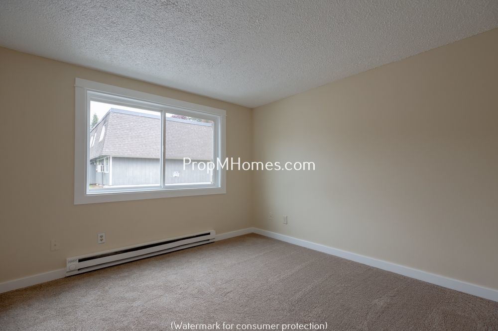 Two Level Two Bedroom Unit in Beaverton! property image