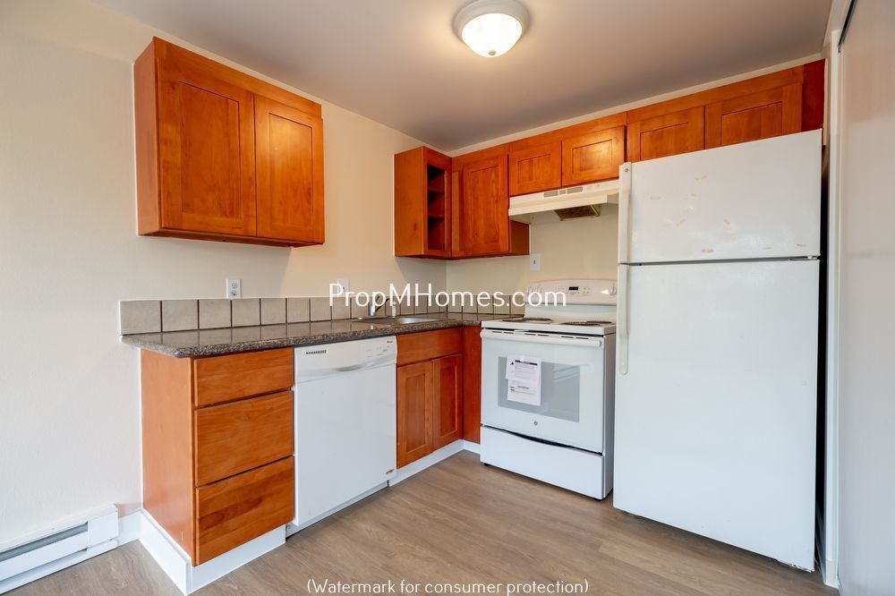 Two Level Two Bedroom Unit in Beaverton! property image