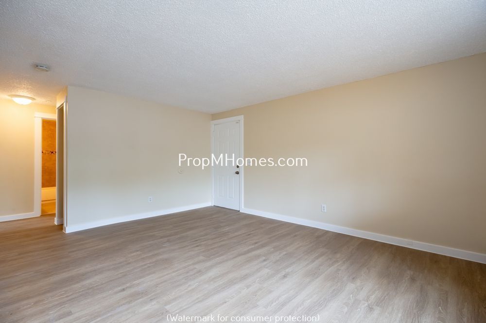 Two Level Two Bedroom Unit in Beaverton! property image
