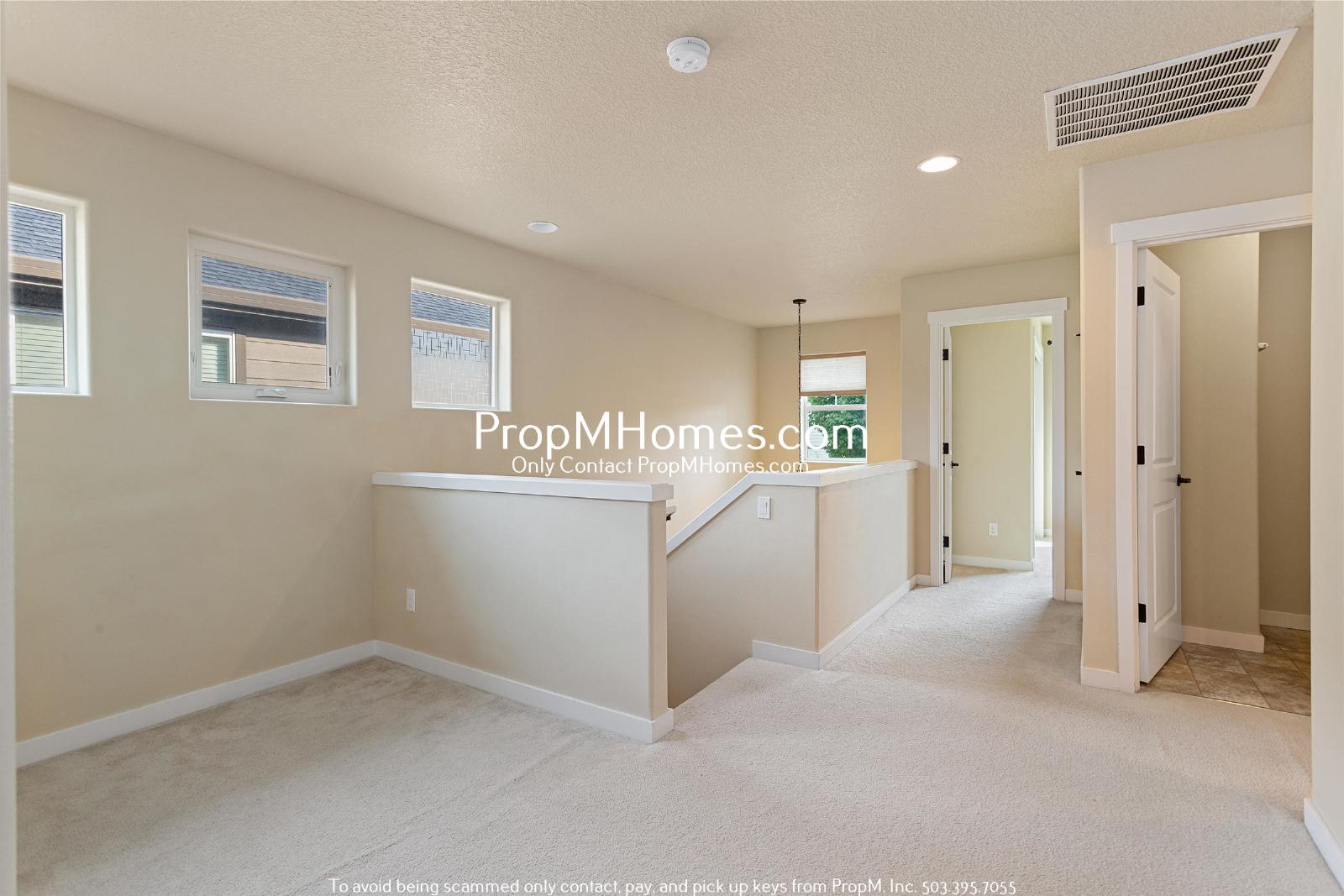 Light & Bright Home in Beaverton - Four Bedrooms! property image