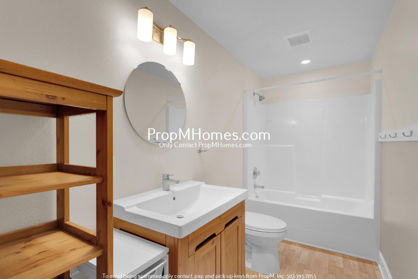 Updated 4 Bedroom Daylight Ranch in West Linn! property image