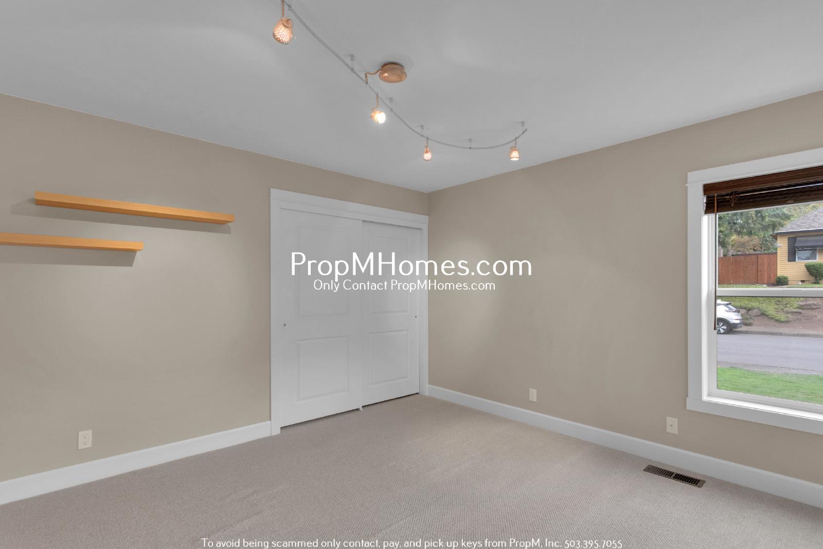 Updated 4 Bedroom Daylight Ranch in West Linn! property image