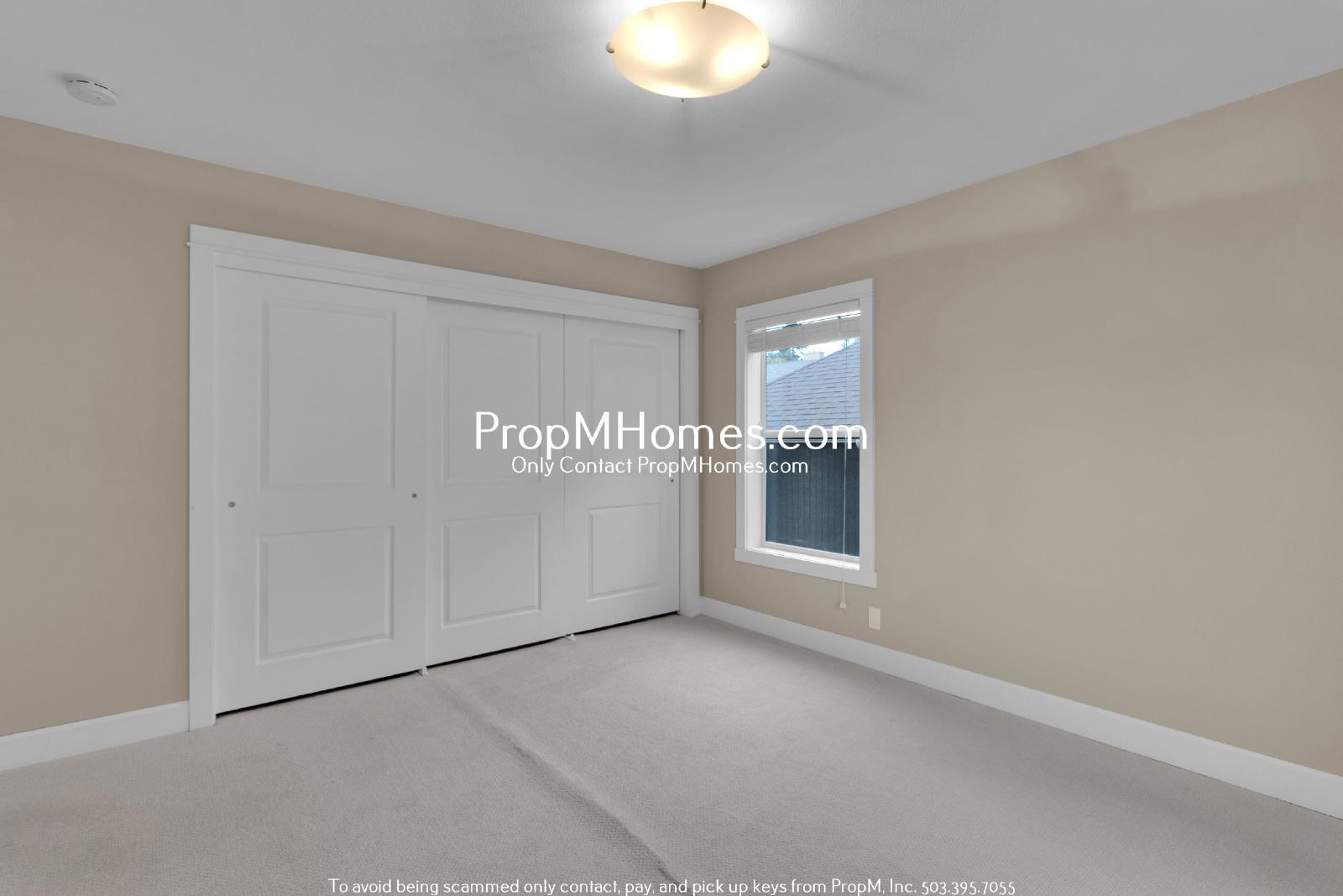 Updated 4 Bedroom Daylight Ranch in West Linn! property image