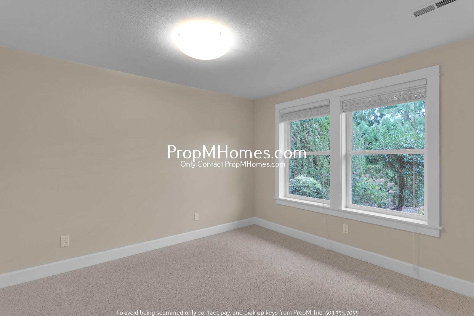 Updated 4 Bedroom Daylight Ranch in West Linn! property image