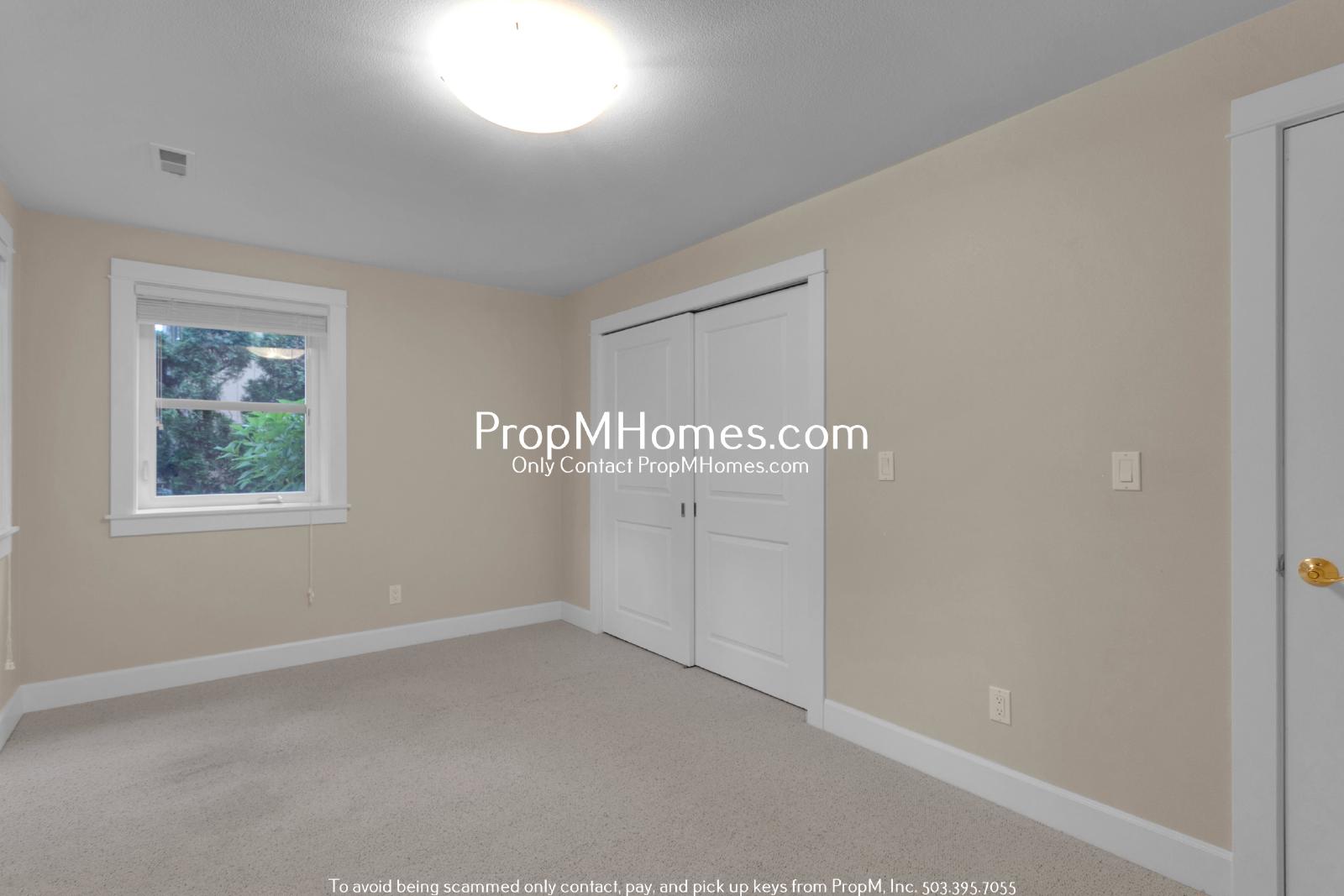 Updated 4 Bedroom Daylight Ranch in West Linn! property image