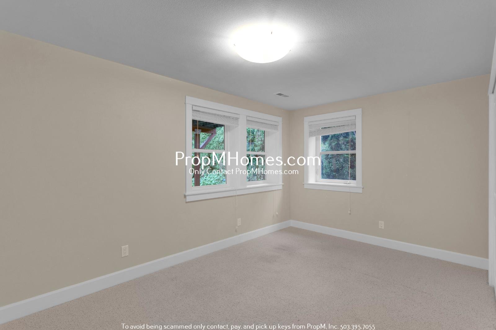 Updated 4 Bedroom Daylight Ranch in West Linn! property image