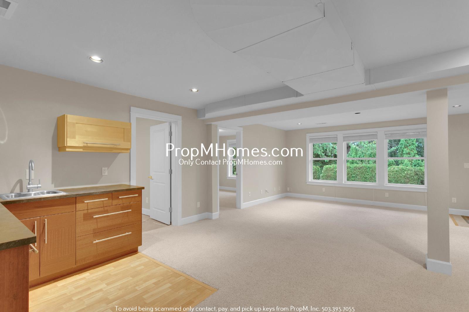 Updated 4 Bedroom Daylight Ranch in West Linn! property image