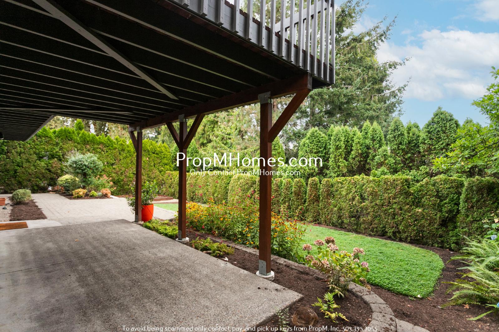 Updated 4 Bedroom Daylight Ranch in West Linn! property image