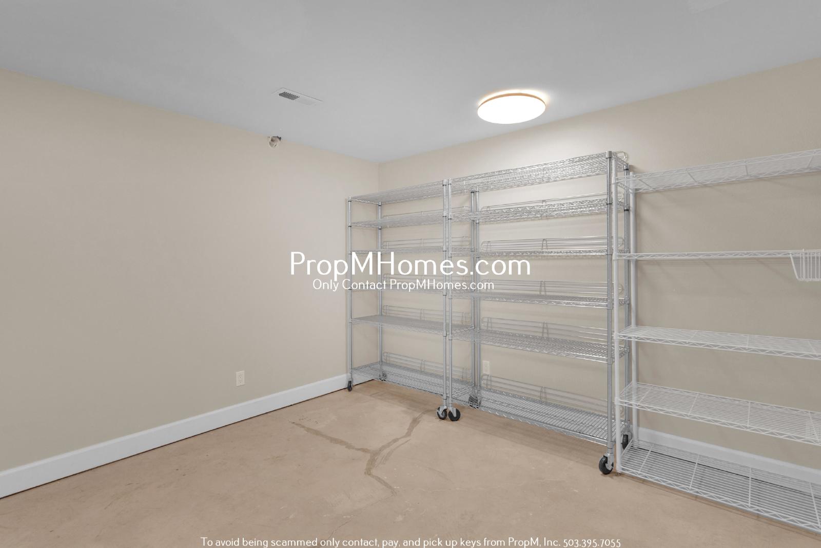 Updated 4 Bedroom Daylight Ranch in West Linn! property image