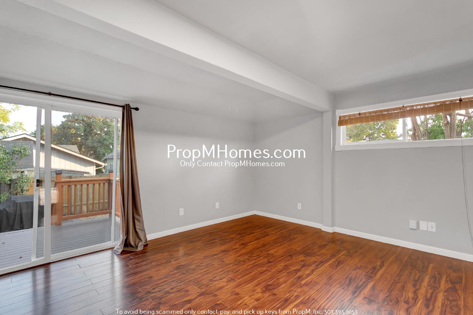 Beautiful 4 Bedroom Victorian Style Home in Gladstone! property image