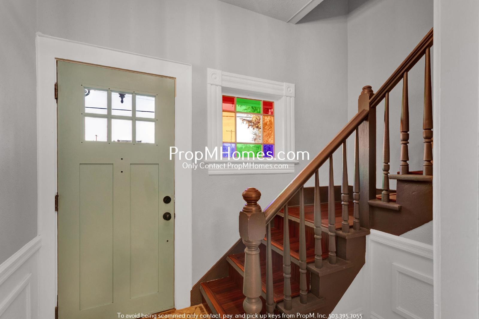 Beautiful 4 Bedroom Victorian Style Home in Gladstone! property image