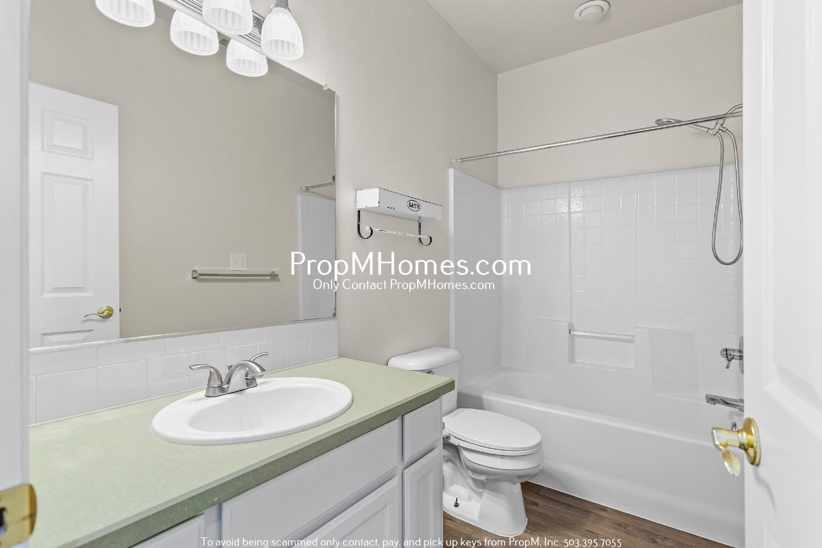 Spacious Townhome in SW Gresham - Where Urban Meets Rural! property image