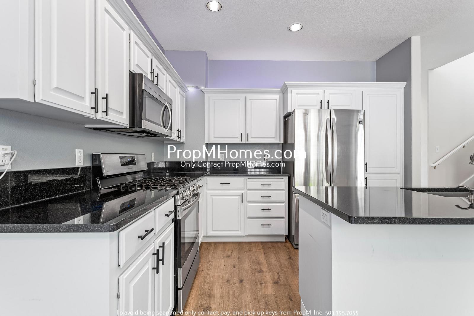 Spacious Townhome in SW Gresham - Where Urban Meets Rural! property image