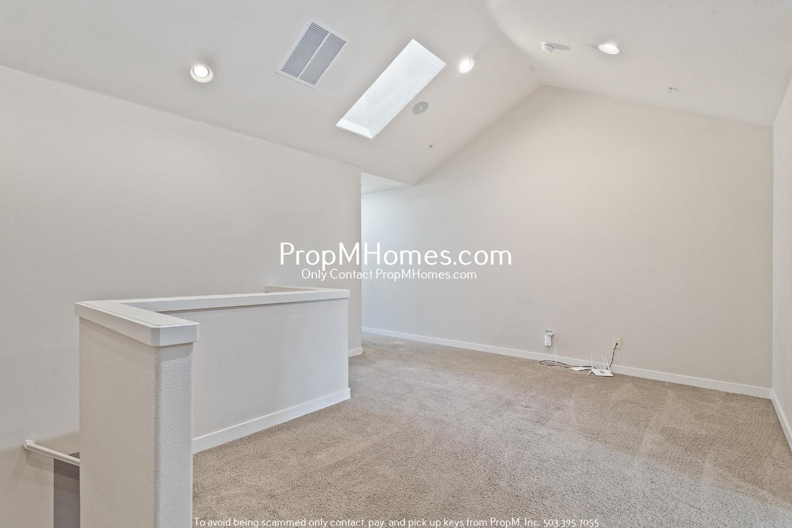 Cozy Two Bedroom Townhome in the Heart of Villebois! property image