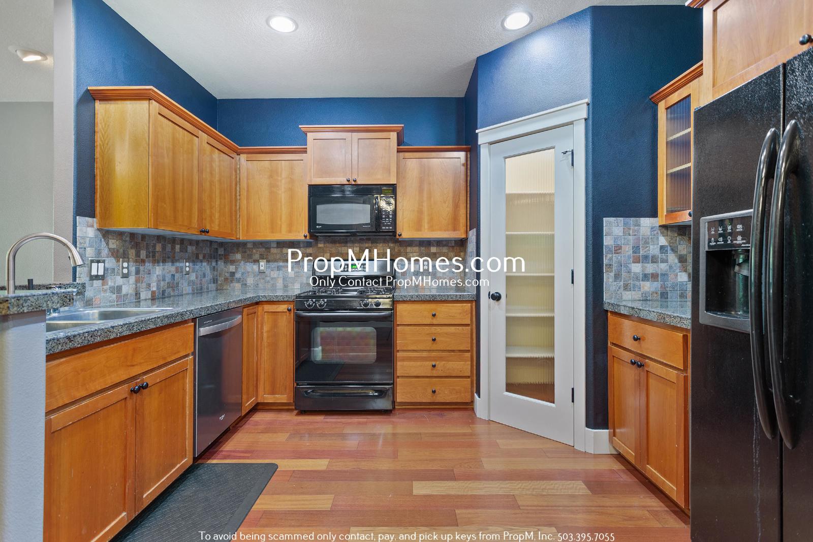 Cozy Two Bedroom Townhome in the Heart of Villebois! property image