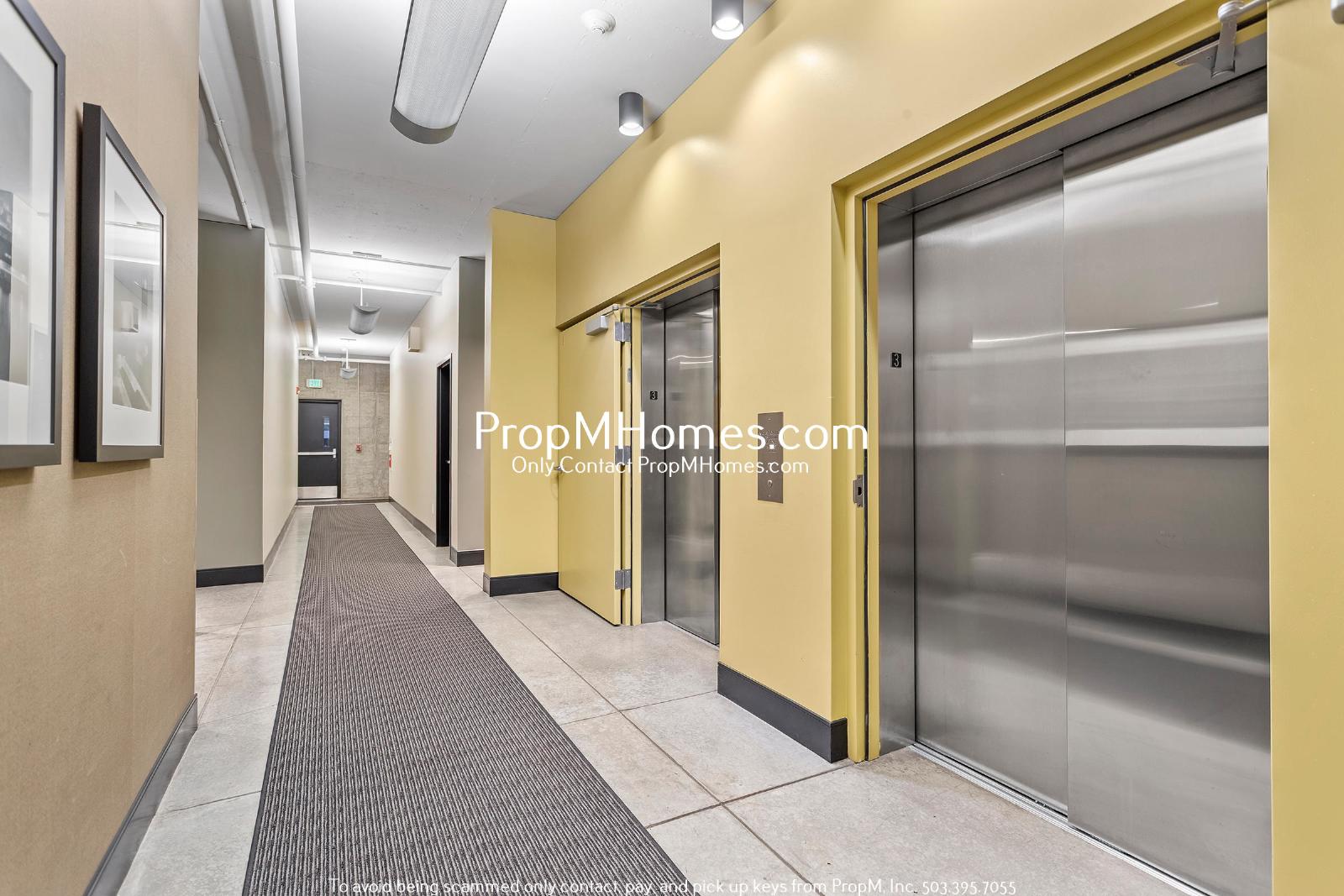 One Bedroom Loft w/ City Views in the Pear- Deposit Special & New Photos! property image