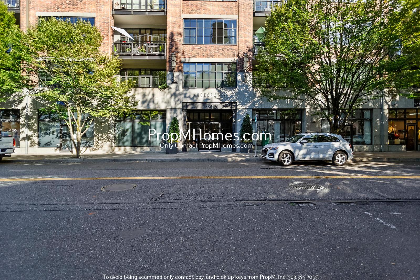 One Bedroom Loft w/ City Views in the Pear- Deposit Special & New Photos! property image