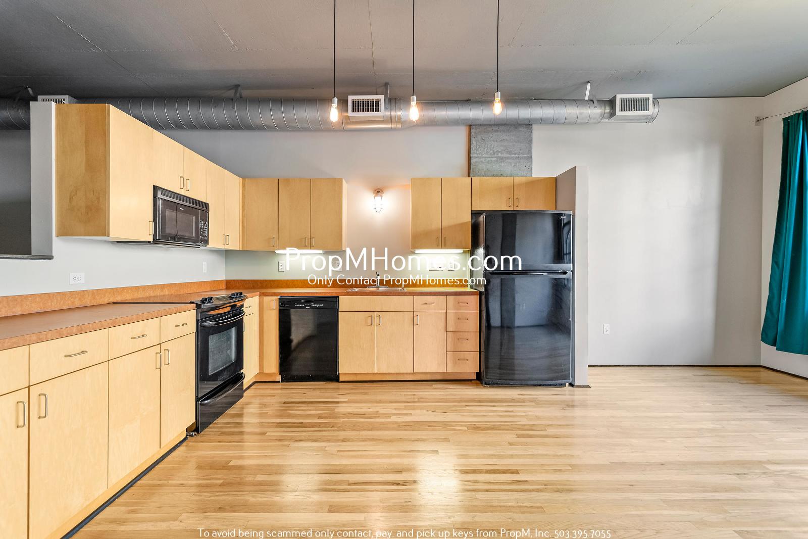 One Bedroom Loft w/ City Views in the Pear- Deposit Special & New Photos! property image