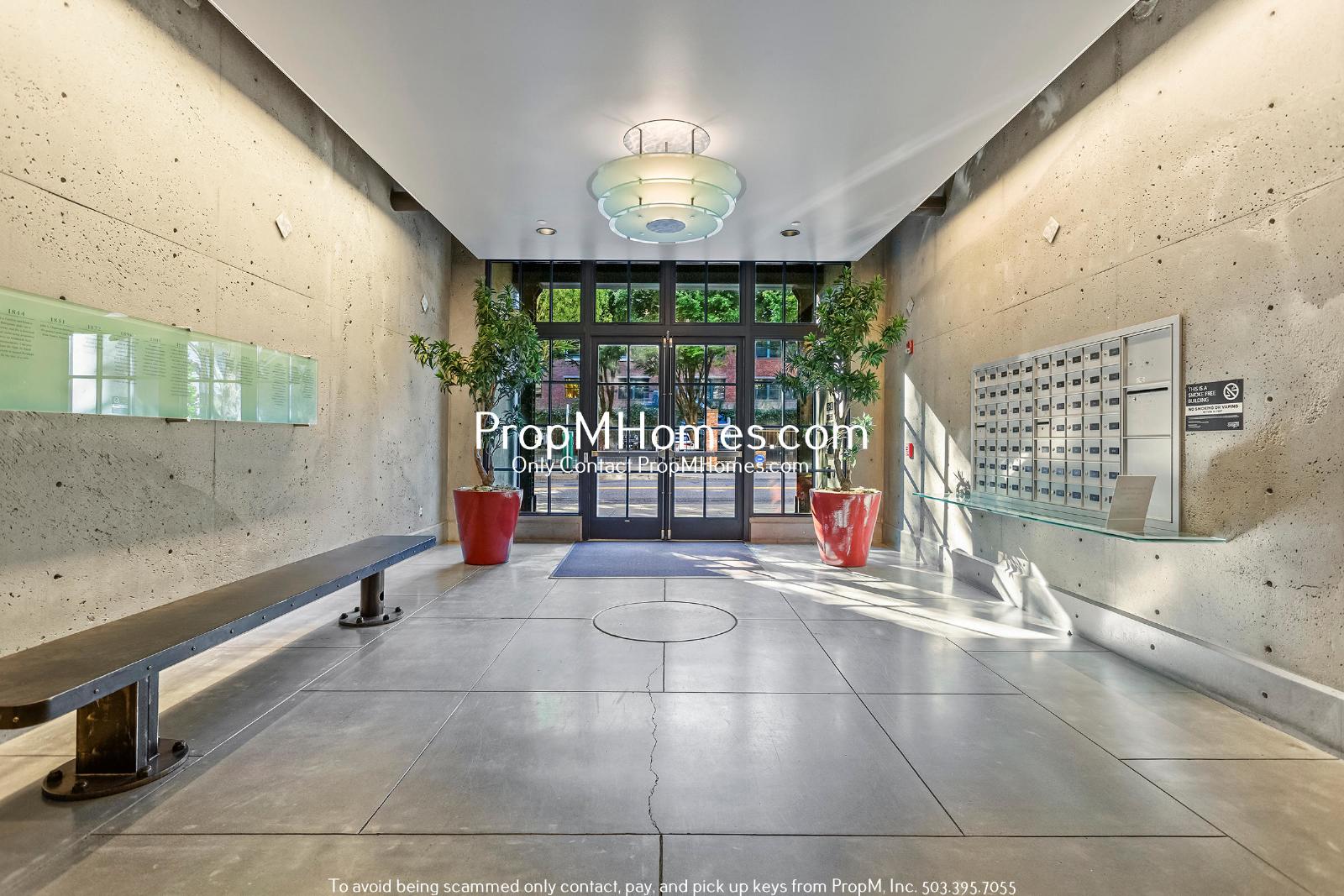 One Bedroom Loft w/ City Views in the Pear- Deposit Special & New Photos! property image