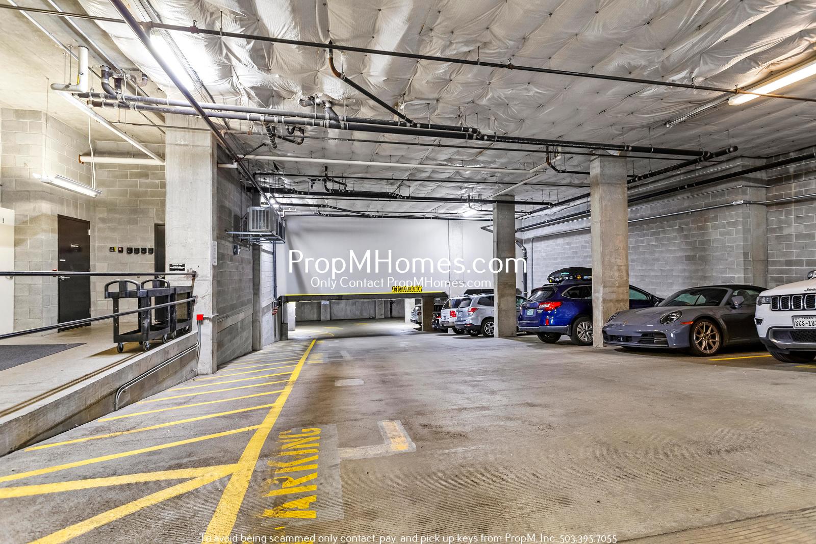 One Bedroom Loft w/ City Views in the Pear- Deposit Special & New Photos! property image