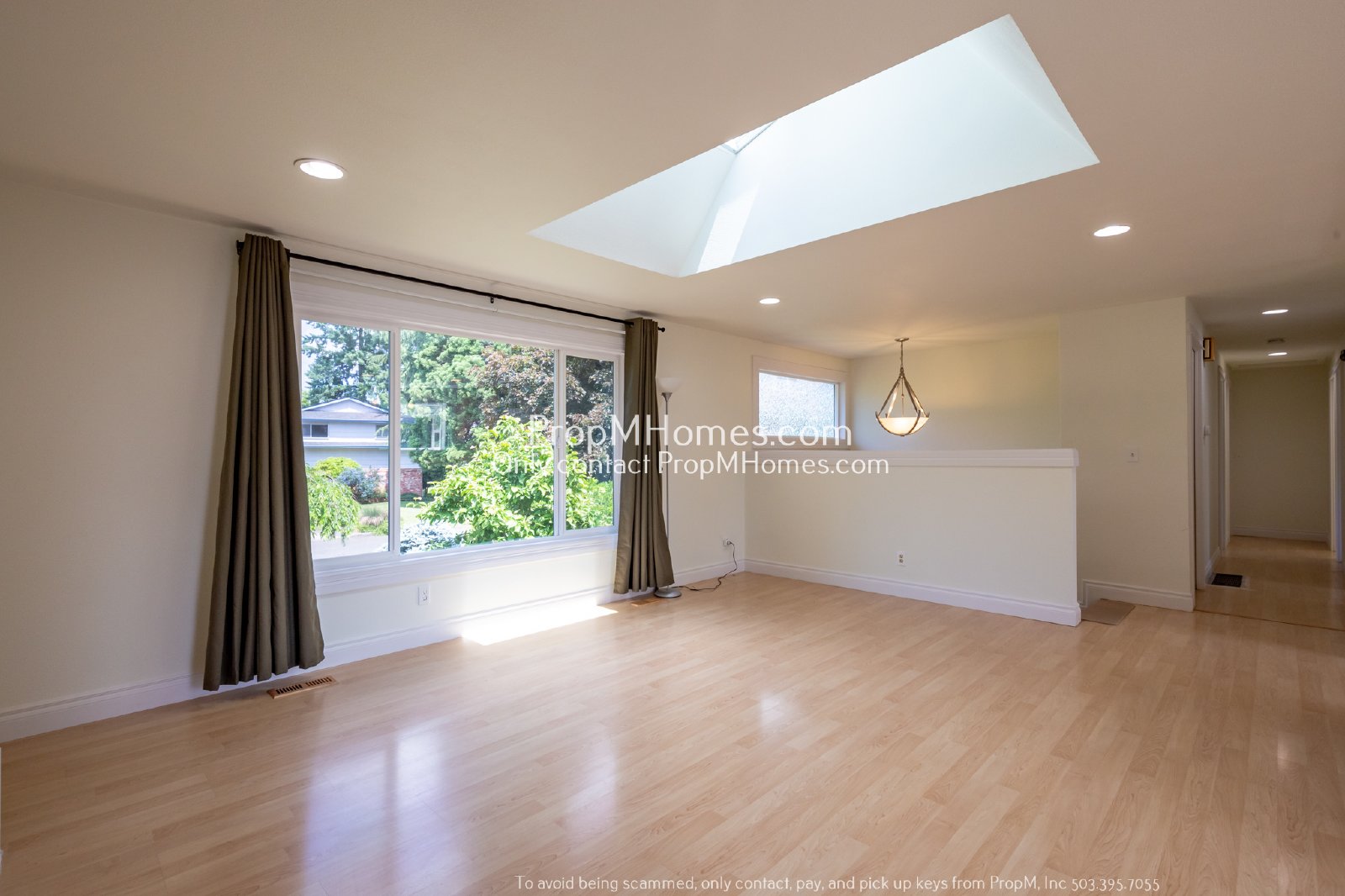 Cozy Home in the Heart of Oatfield - Five Bedrooms! property image