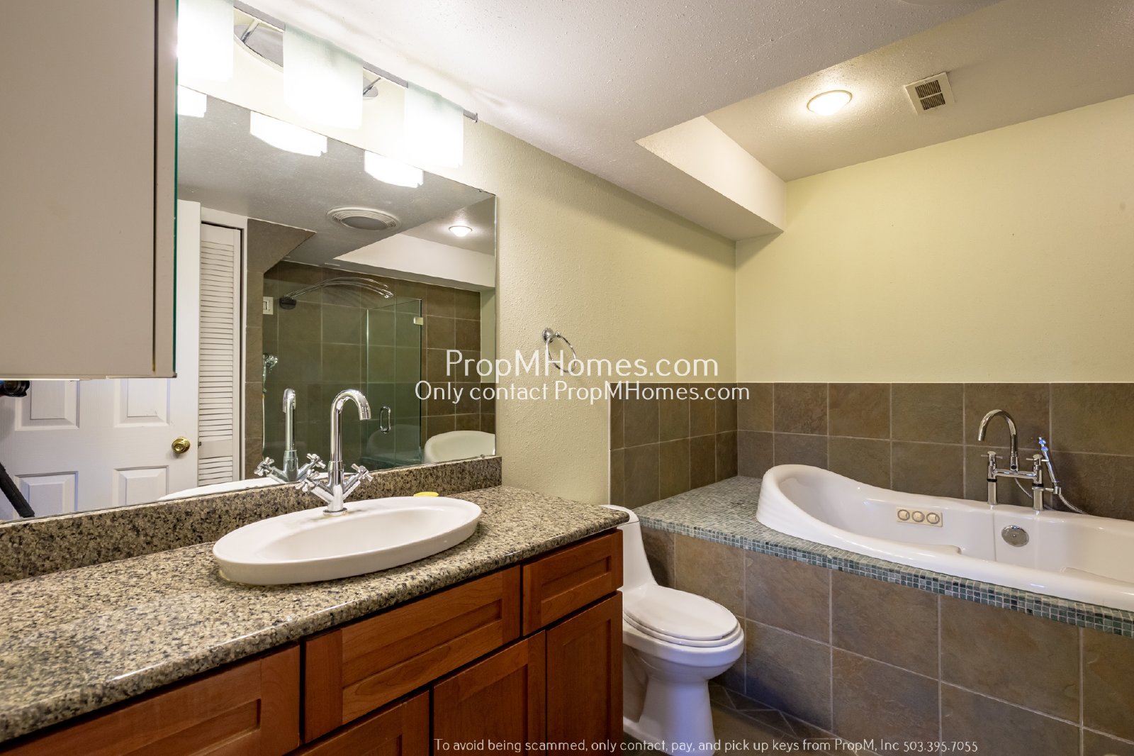 Cozy Home in the Heart of Oatfield - Five Bedrooms! property image