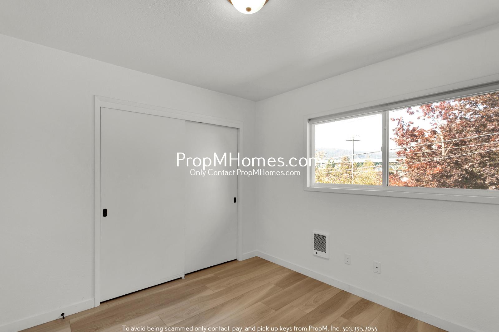 Updated Two Bedroom Unit w/ St Johns Views! property image