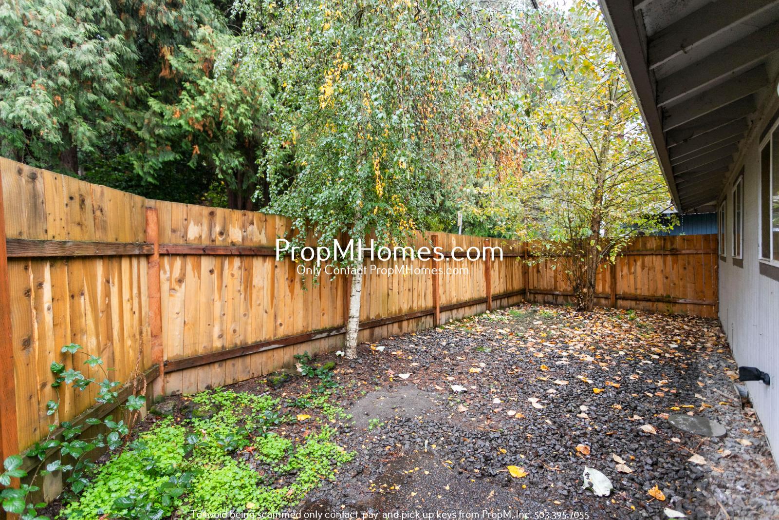 Updated Three Bedroom Duplex in the Heart of Oregon City! property image