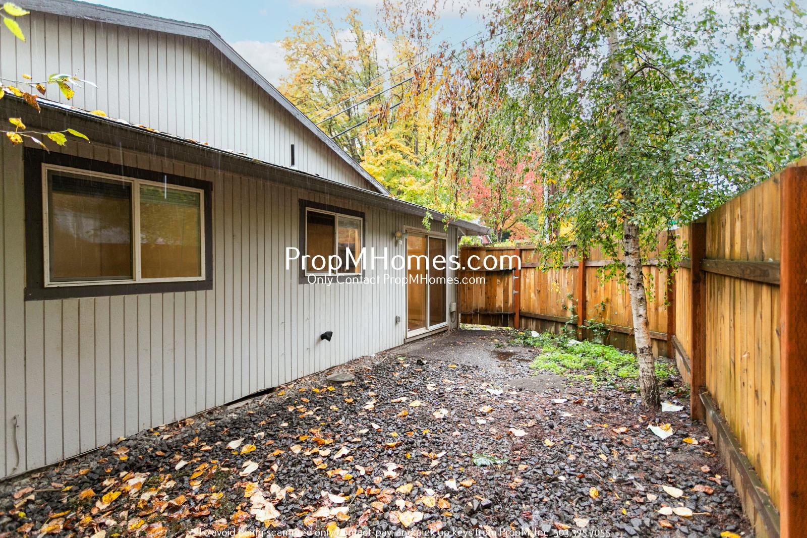 Updated Three Bedroom Duplex in the Heart of Oregon City! property image
