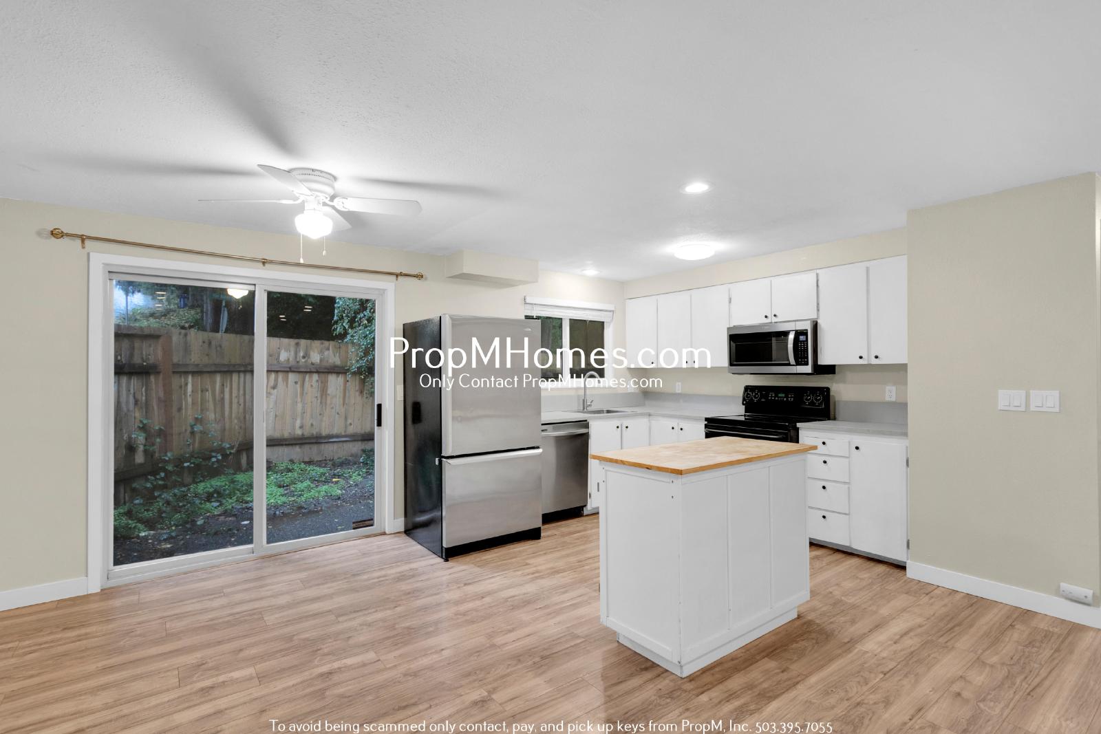 Updated Three Bedroom Duplex in the Heart of Oregon City! property image