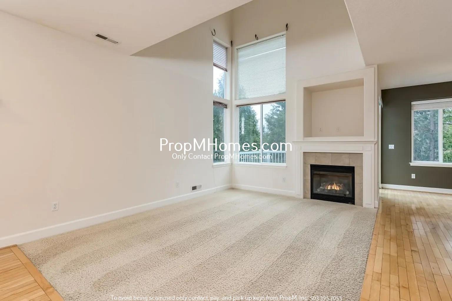 Spacious Three Bedroom Home on Bull Mountain - Gated Street! property image