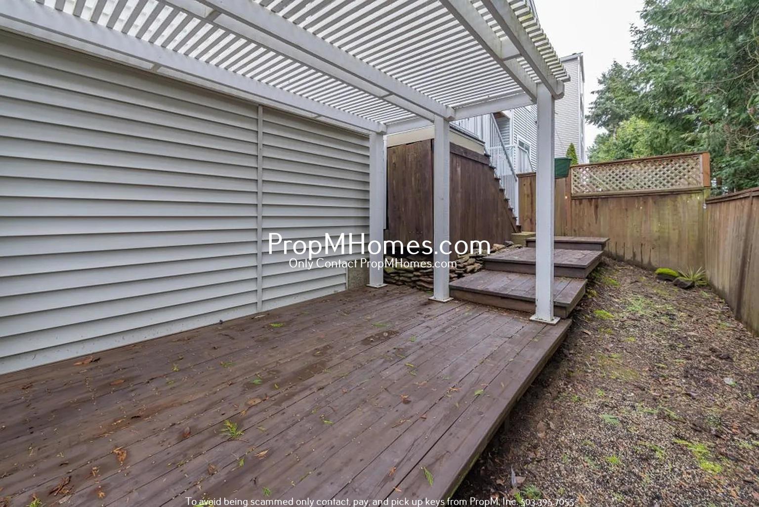 Spacious Three Bedroom Home on Bull Mountain - Gated Street! property image