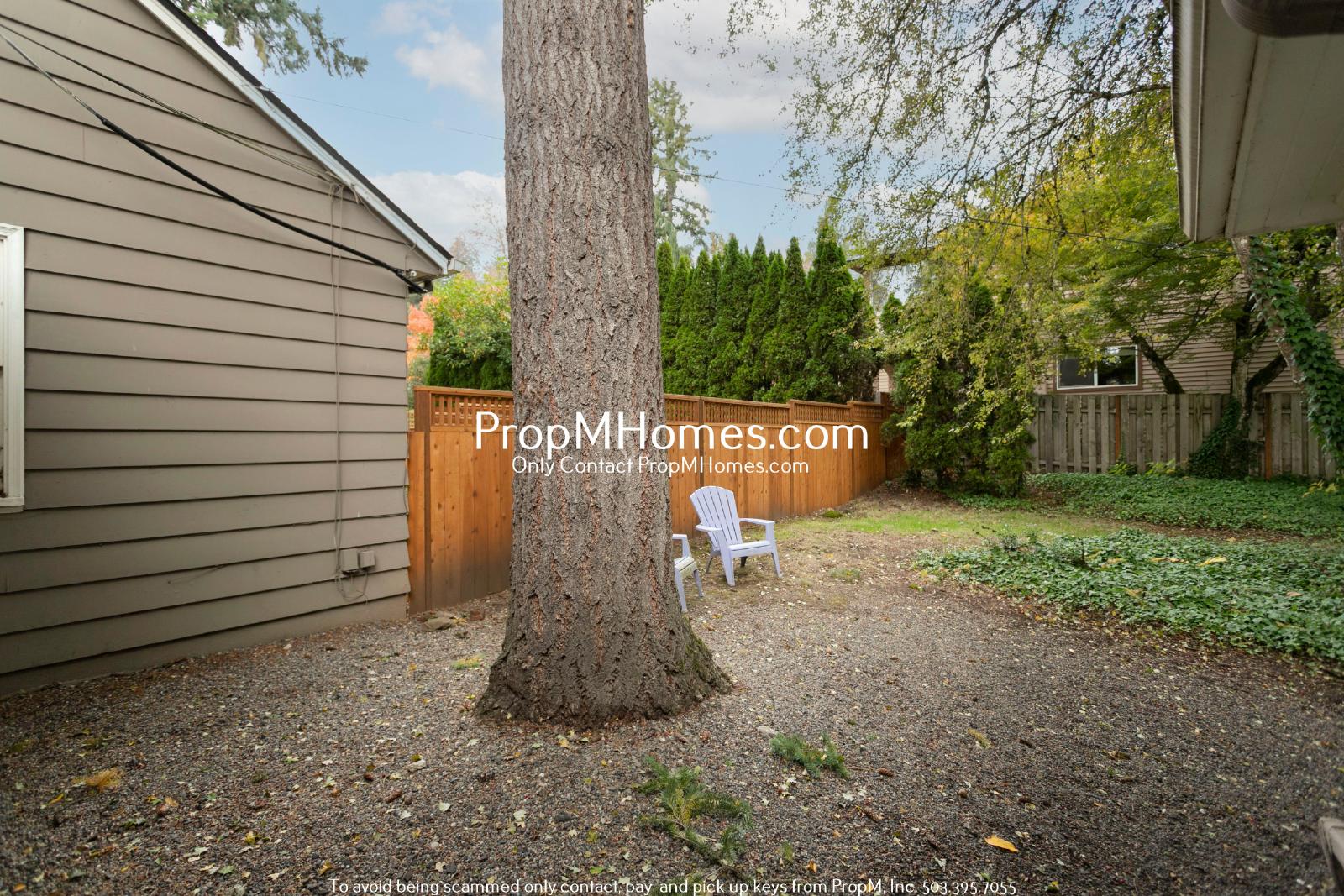 Charming Three Bedroom Duplex In First Addition Of Lake Oswego! property image