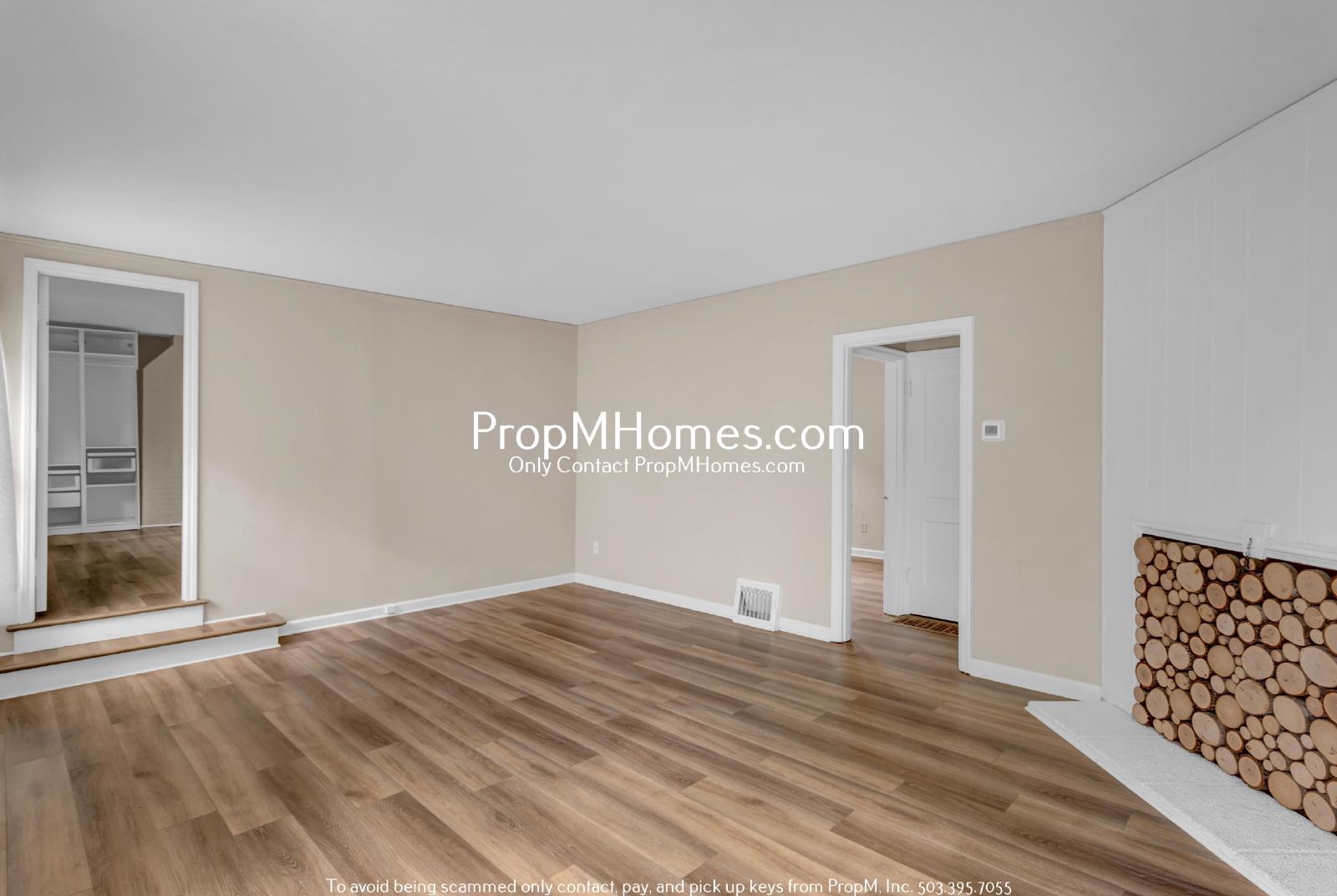 Charming Three Bedroom Duplex In First Addition Of Lake Oswego! property image