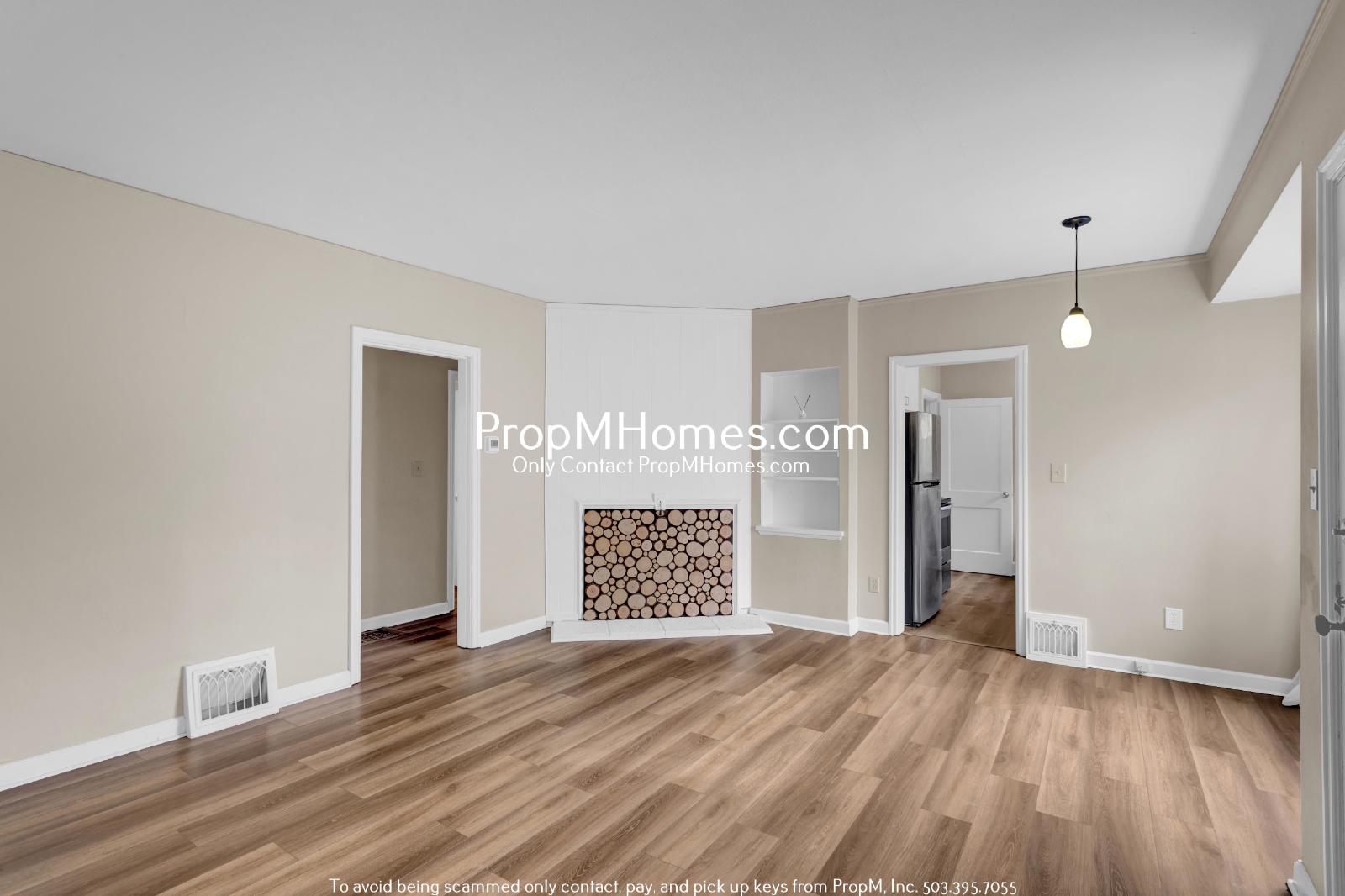 Charming Three Bedroom Duplex In First Addition Of Lake Oswego! property image