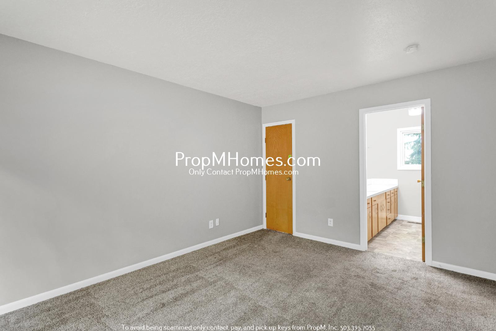 Private 20-Acre Retreat in Oregon City – Spacious 3-Bedroom Ranch Home with Scenic Views! property image