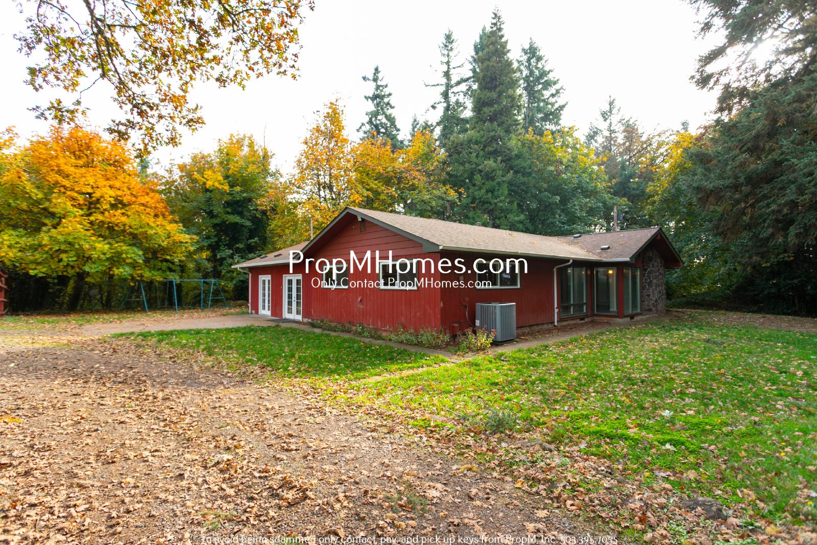 Private 20-Acre Retreat in Oregon City – Spacious 3-Bedroom Ranch Home with Scenic Views! property image