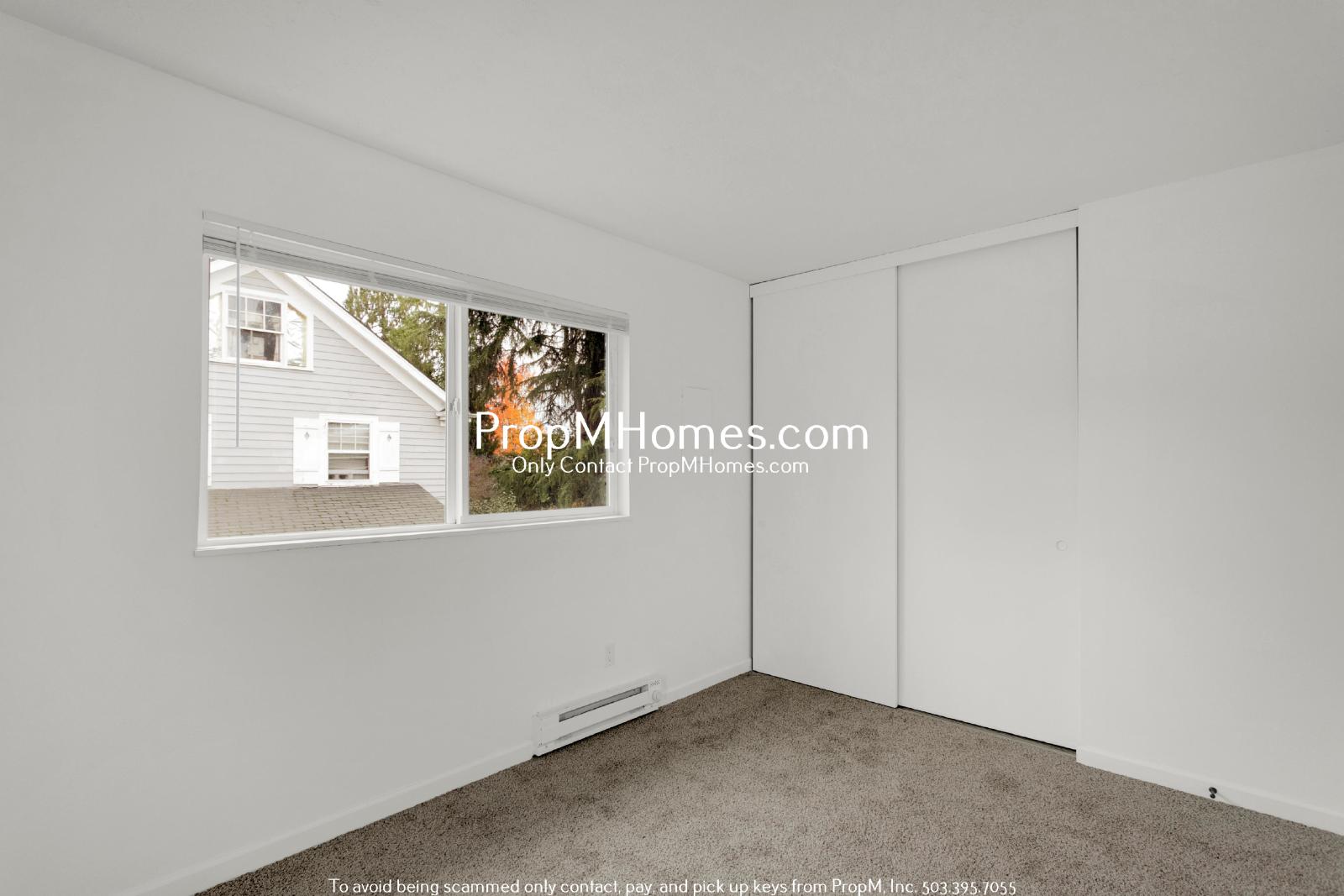 Updated 2BR in the Heart of Oregon City - NEW PHOTOS property image