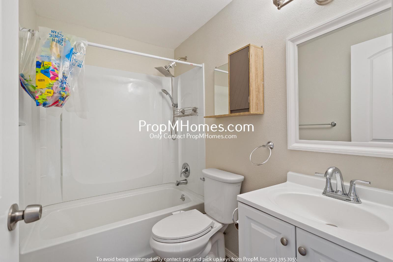 Beautiful Condo Living in the Heart of Tualatin! property image