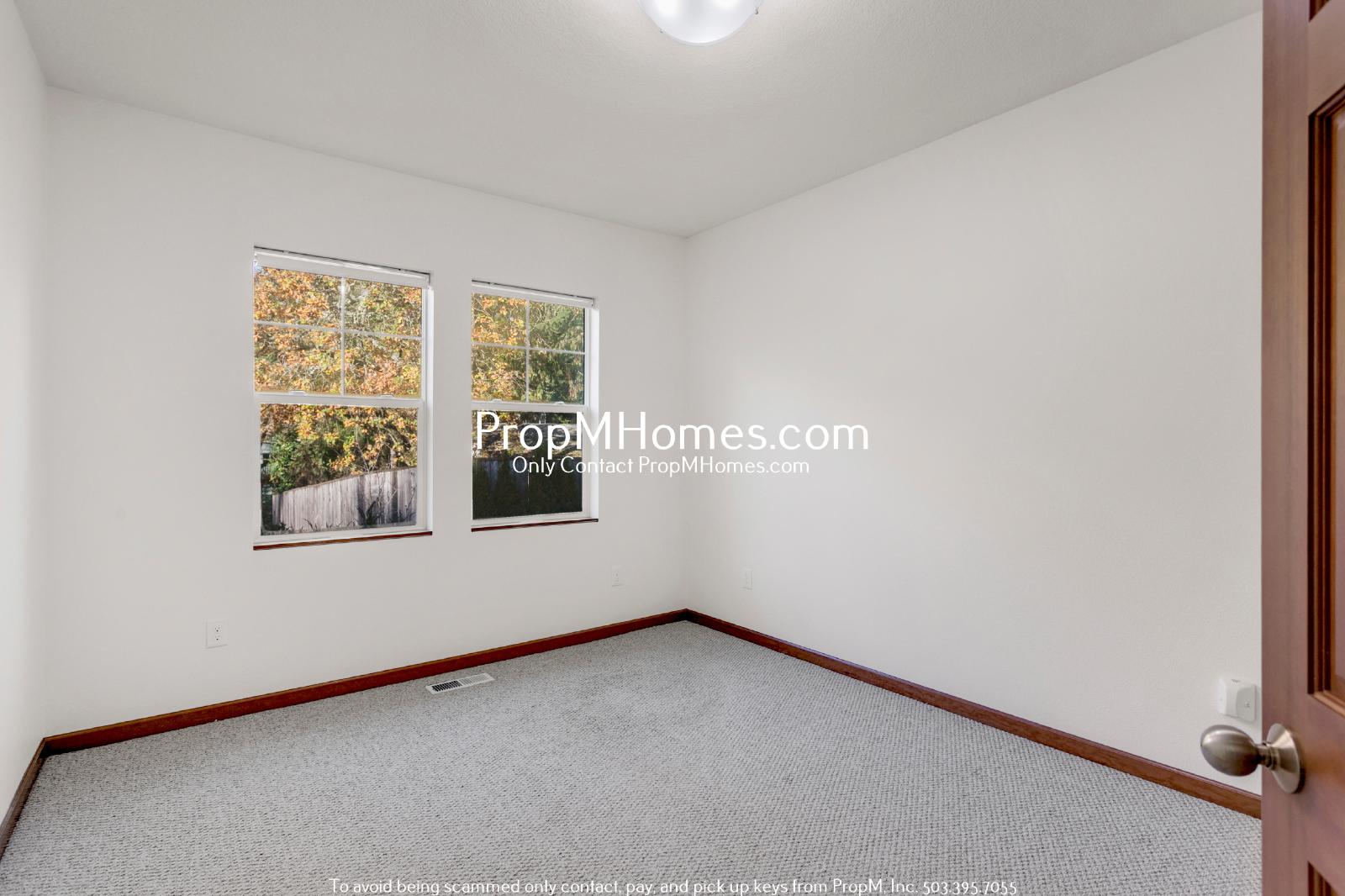 Gorgeous Home Near Multnomah Village - Four Bedrooms! property image