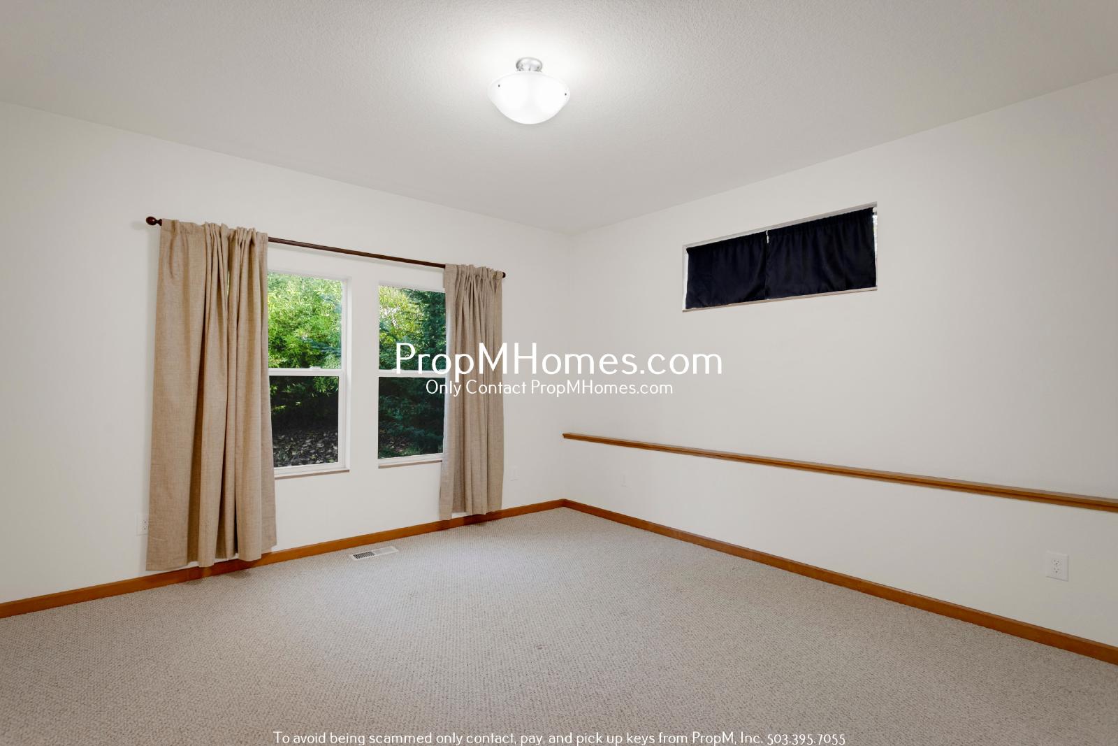 Gorgeous Home Near Multnomah Village - Four Bedrooms! property image