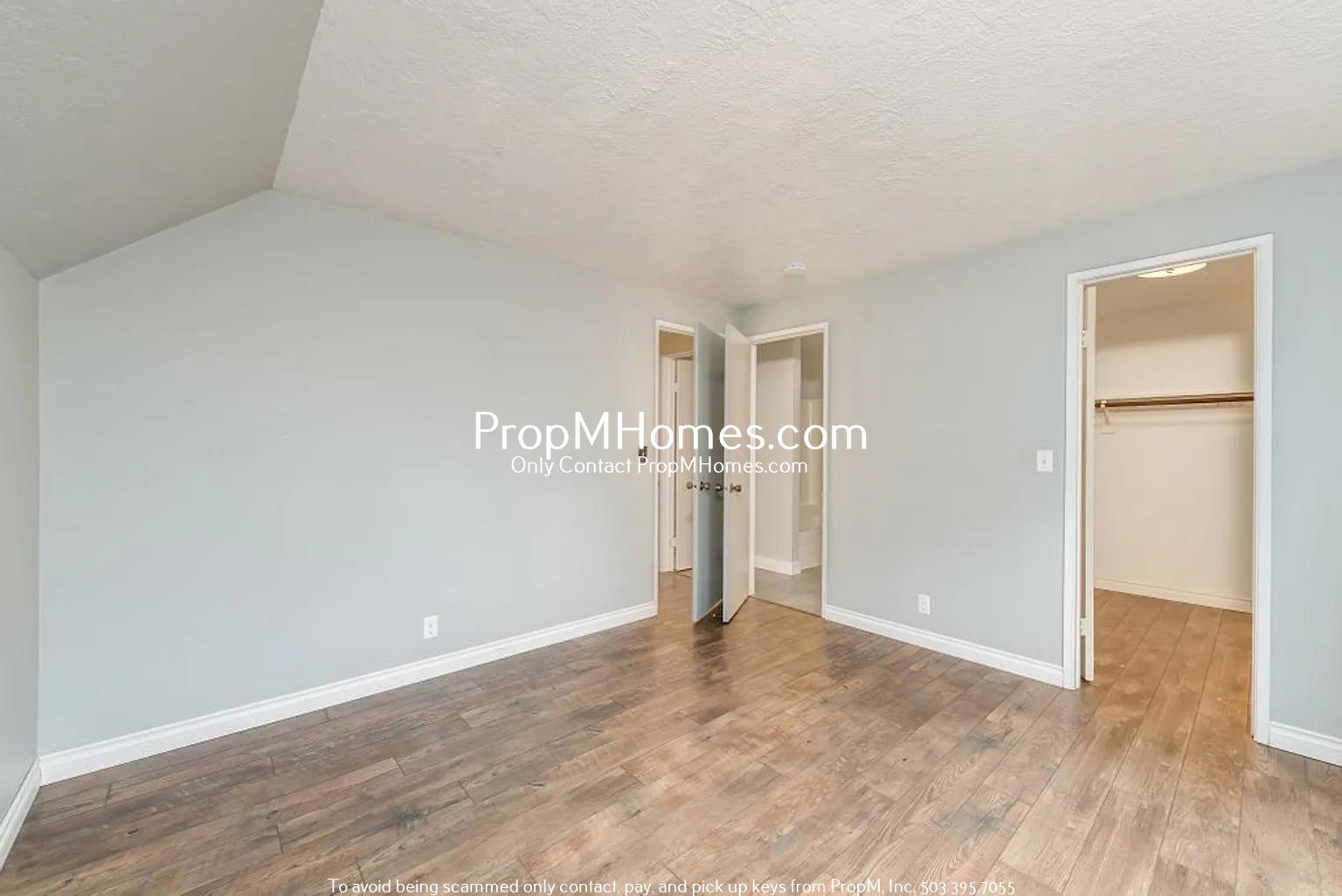 Charming Three Bedroom Home in SW Portland! property image