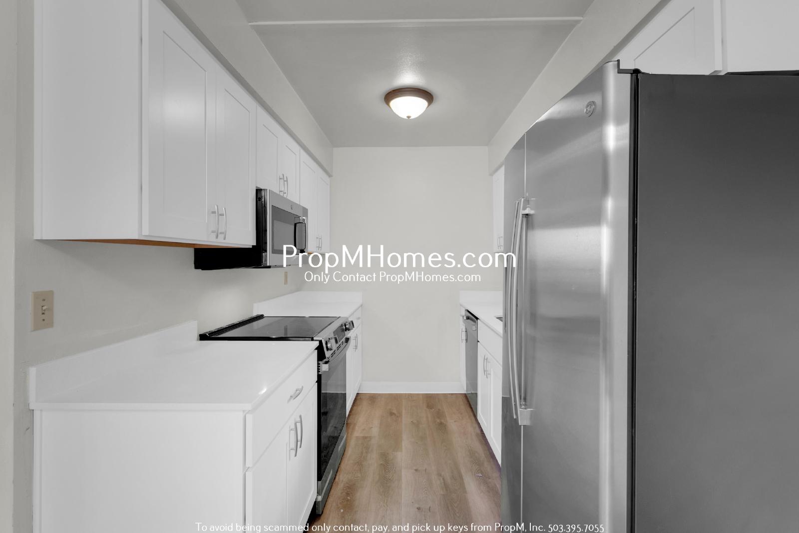 Remodeled Two Bedroom Duplex in Oregon City! property image